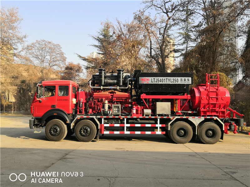 左面.jpg 左面.jpg